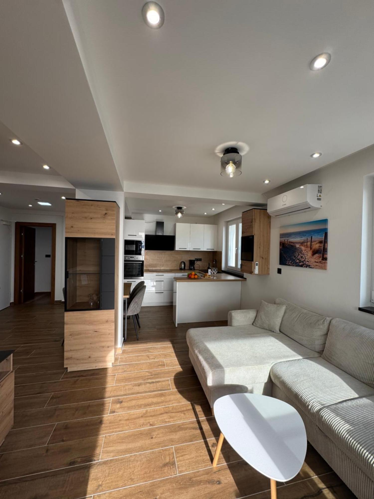 Mariva - 23 Apartment